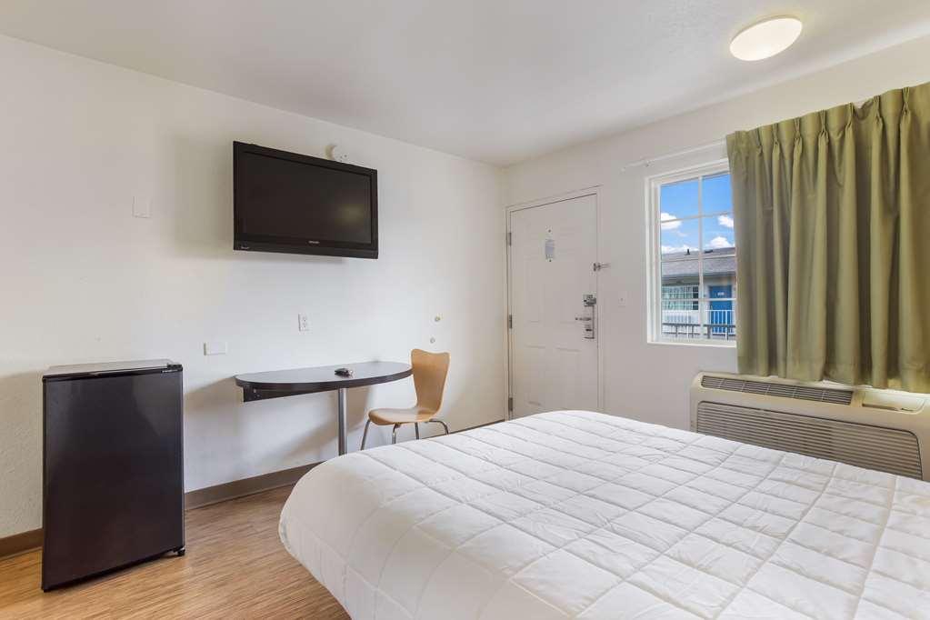 Americas Best Value Inn Μπόουλινγκ Γκριν Δωμάτιο φωτογραφία