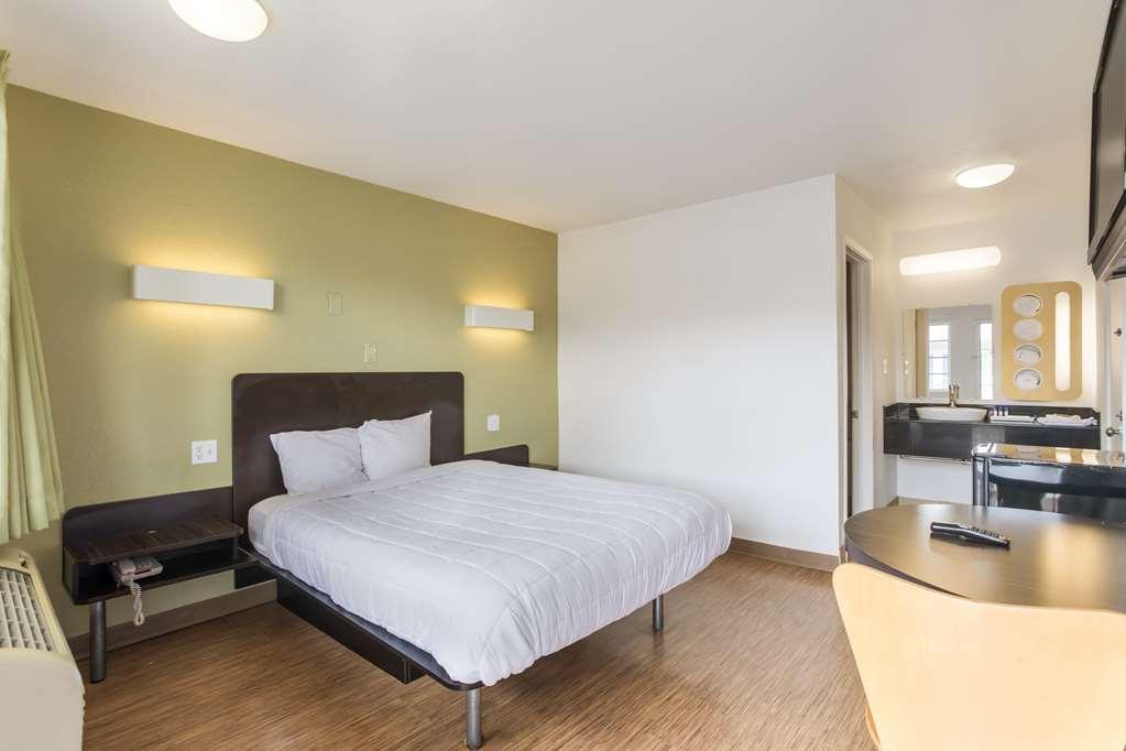 Americas Best Value Inn Μπόουλινγκ Γκριν Δωμάτιο φωτογραφία