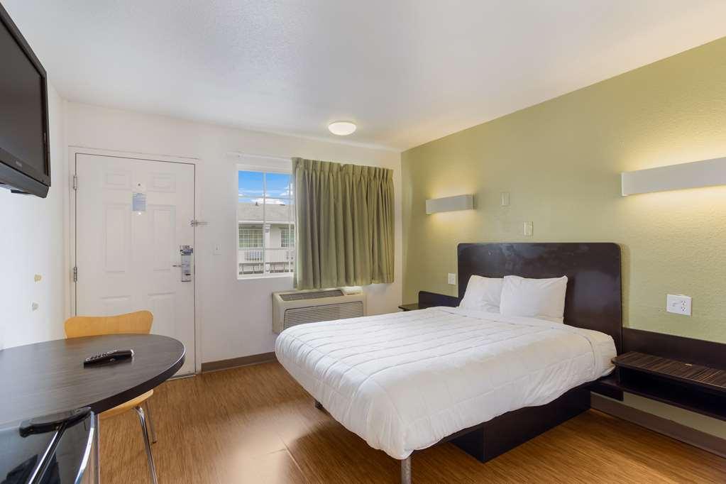 Americas Best Value Inn Μπόουλινγκ Γκριν Δωμάτιο φωτογραφία