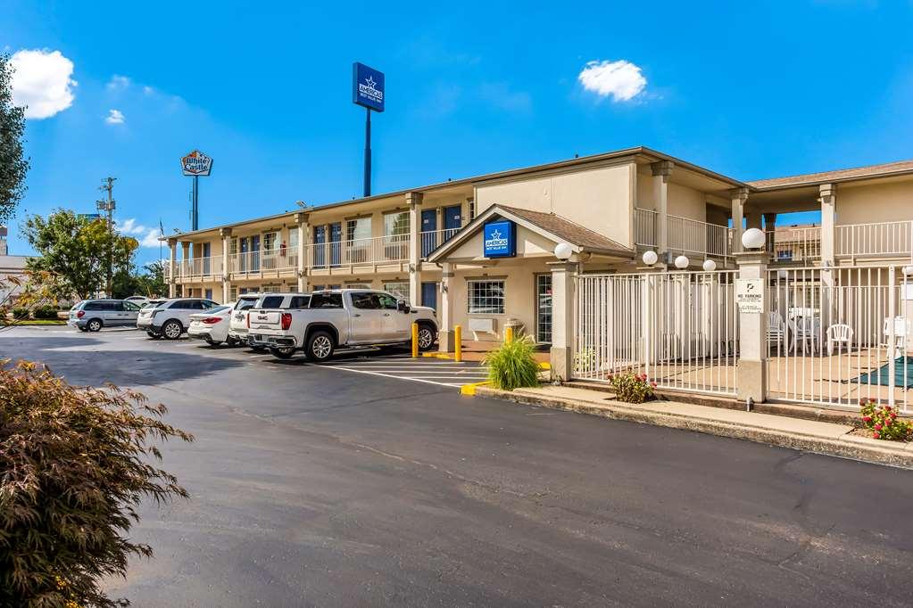 Americas Best Value Inn Μπόουλινγκ Γκριν Εξωτερικό φωτογραφία