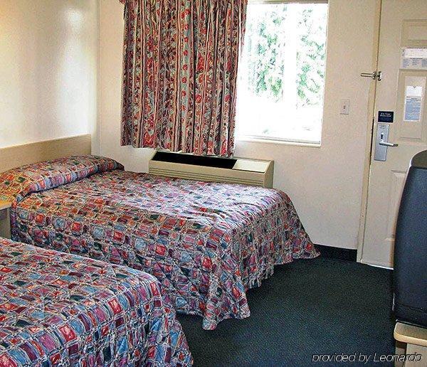 Americas Best Value Inn Μπόουλινγκ Γκριν Δωμάτιο φωτογραφία