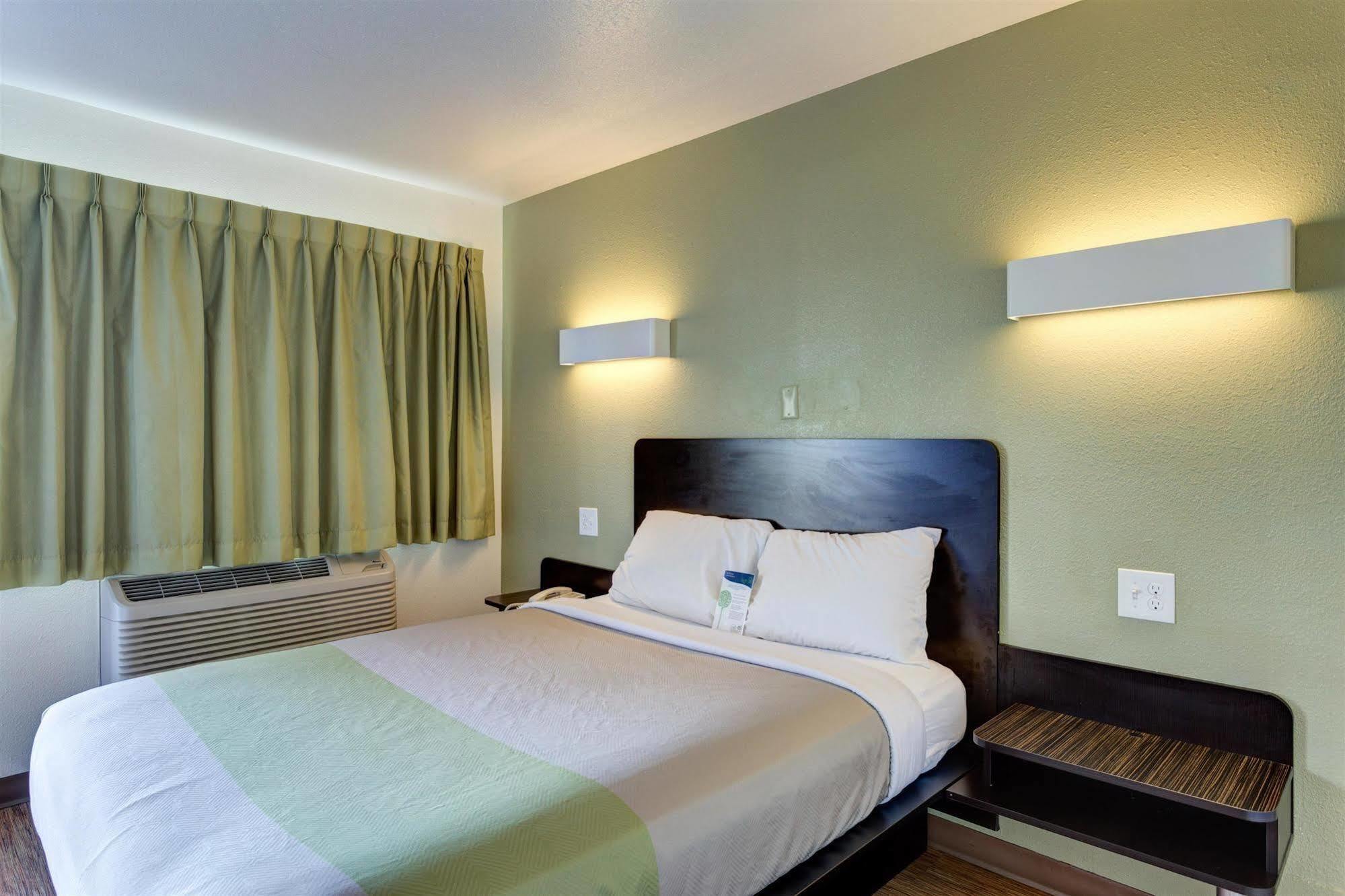 Americas Best Value Inn Μπόουλινγκ Γκριν Εξωτερικό φωτογραφία