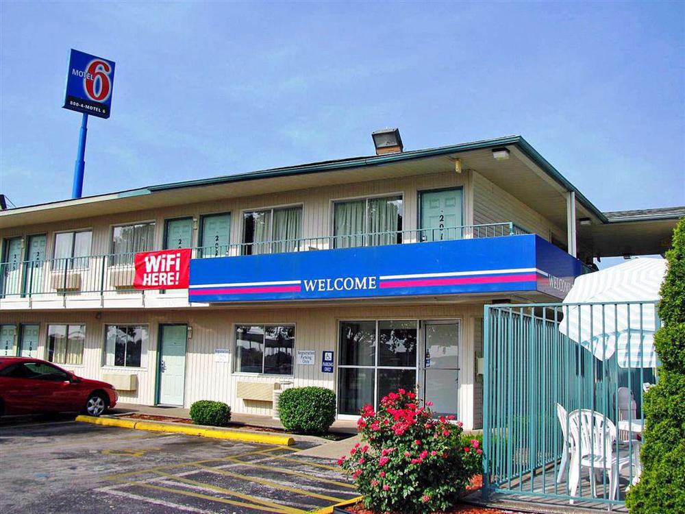 Americas Best Value Inn Μπόουλινγκ Γκριν Ανέσεις φωτογραφία